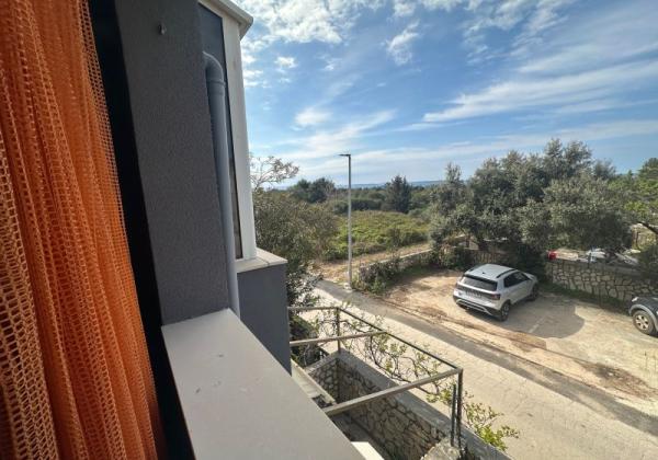 Chorvátsko , ostrov Vir - Na predaj útulný trojizbový apartmán