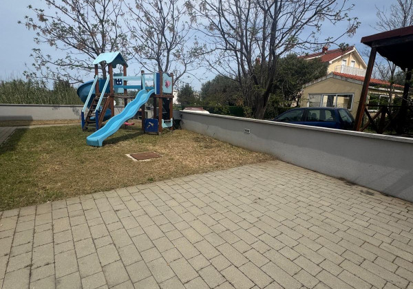 Chorvátsko- 2x Vila za top cenu len 30m od mora a pieskovej pláže