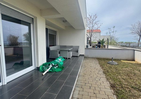 Chorvátsko- 2x Vila za top cenu len 30m od mora a pieskovej pláže