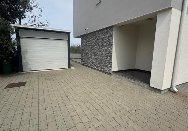 Chorvátsko- 2x Vila za top cenu len 30m od mora a pieskovej pláže