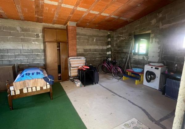 Na predaj dom so záhradou na ostrove Vir - Chorvátsko