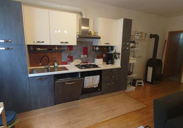 Chorvátsko, ostrov Vir - Na predaj dvojpodlažný apartmán so záhradou