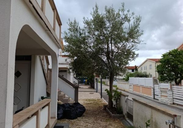 Chorvátsko - Na predaj rodinný  dom s dvoma apartmánmi na ostrove Vir