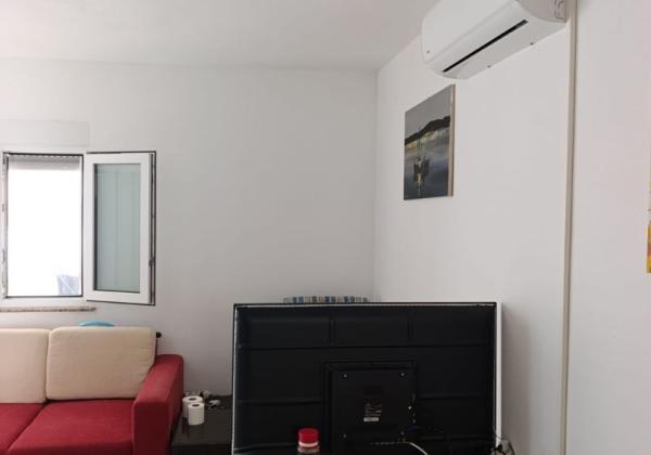 Chorvátsko - Na predaj rodinný  dom s dvoma apartmánmi na ostrove Vir
