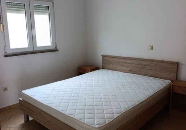 Chorvátsko - Na predaj rodinný  dom s dvoma apartmánmi na ostrove Vir