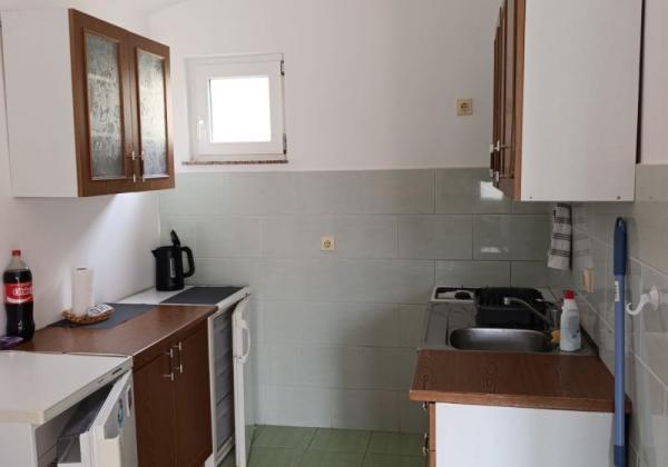 Chorvátsko - Na predaj rodinný  dom s dvoma apartmánmi na ostrove Vir