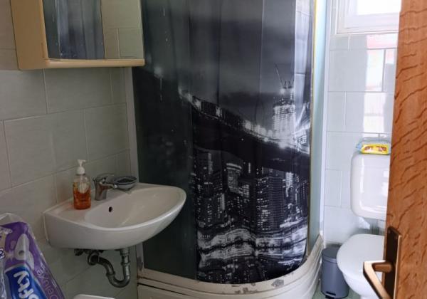 Chorvátsko - Na predaj rodinný  dom s dvoma apartmánmi na ostrove Vir