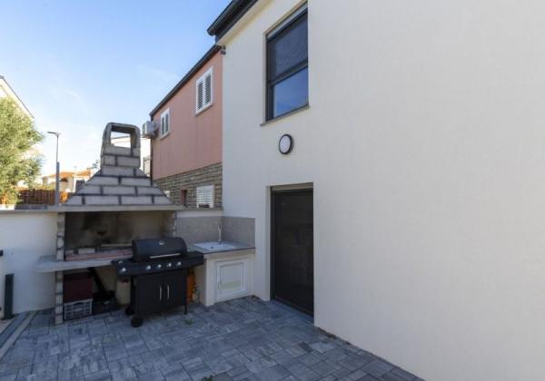 Chorvátsko- Moderný apartmán na ostrove Vir - Centrum