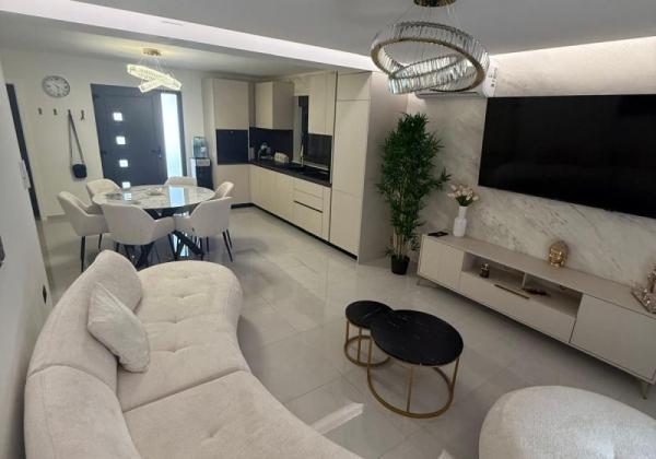 Chorvátsko- Moderný apartmán na ostrove Vir - Centrum
