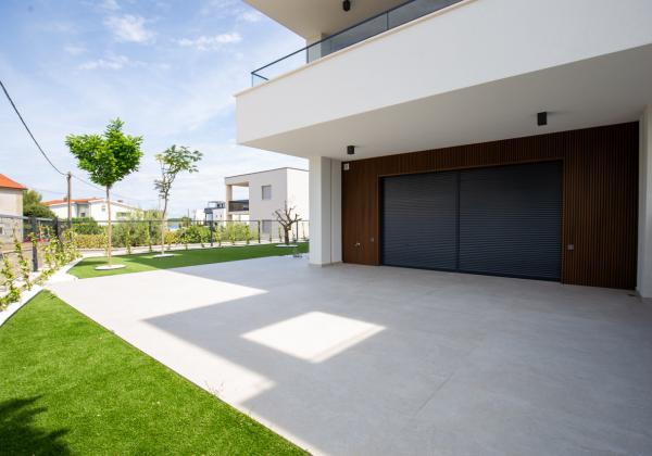 Exkluzívna novostavba, lokalita, špičková kvalita, 9 apartmánov s výhľadom na more