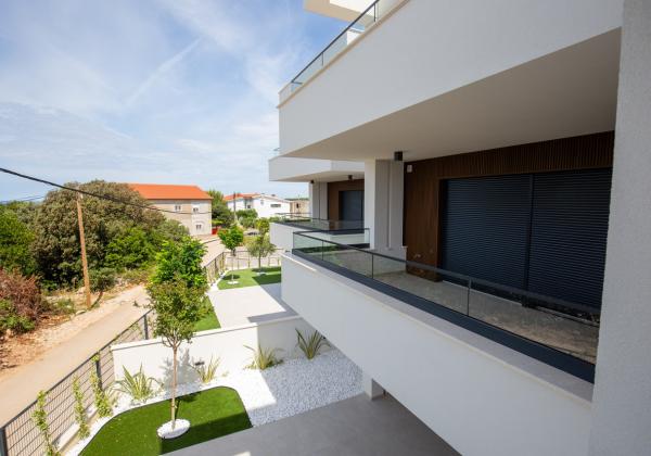 Exkluzívna novostavba, lokalita, špičková kvalita, 9 apartmánov s výhľadom na more