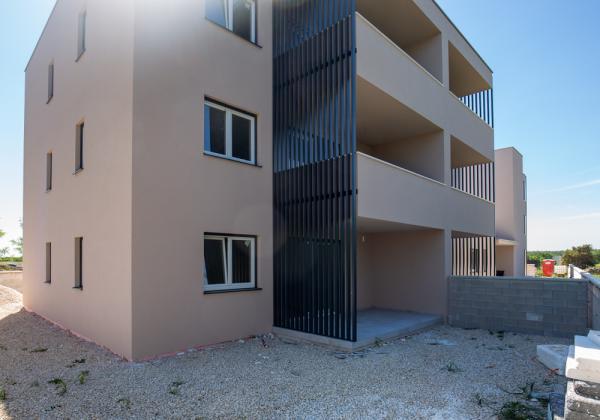 Chorvátsko- Novostavba apartmánov v Zatone