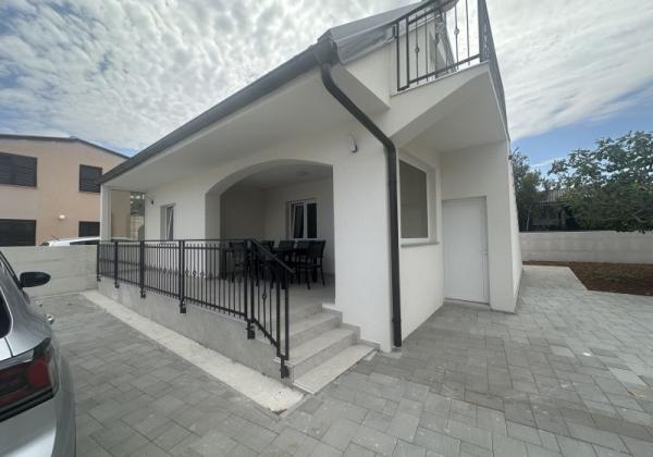 Chorvátsko - Dom 2x apartmán v centre ostrova Vir