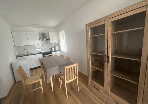 Chorvátsko - Dom 2x apartmán v centre ostrova Vir