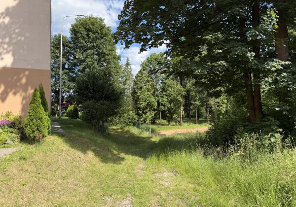 Na prenájom: Priestranný 3 - izbový byt v Brezne - Zadné Hálny
