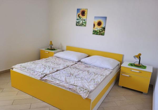 Chorvátsko - Na predaj apartmán v druhej rade od mora