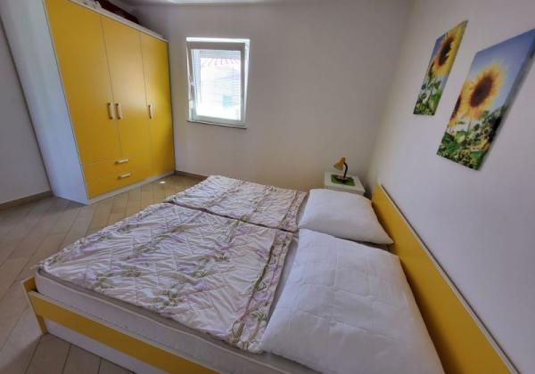Chorvátsko - Na predaj apartmán v druhej rade od mora