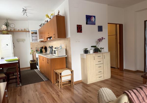 2- izbový byt 65 m2 vo Valaskej - výborná cena za m2