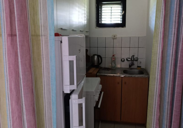 Chorvátsko - Na predaj dom 2x apartmán výhodná investícia