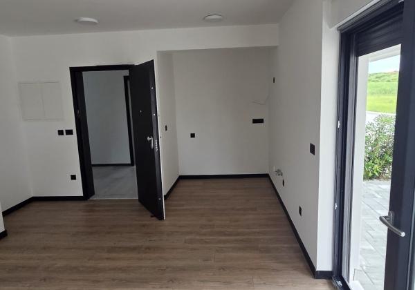 Chorvátsko, Privlaka - Novostavba trojizbového apartmánu s výhľadom  na more!