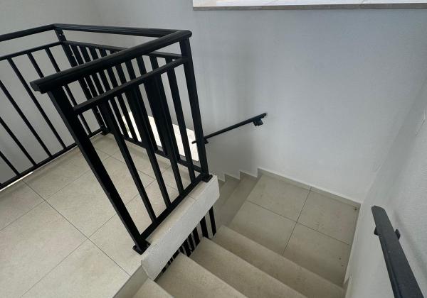 Apartmán so strešnou terasou len 100m od pieskovej pláže