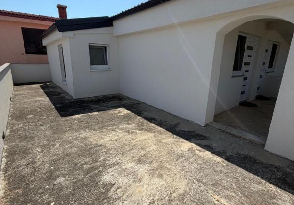 Chorvátsko - Dom 3x apartmán len 400m od mora