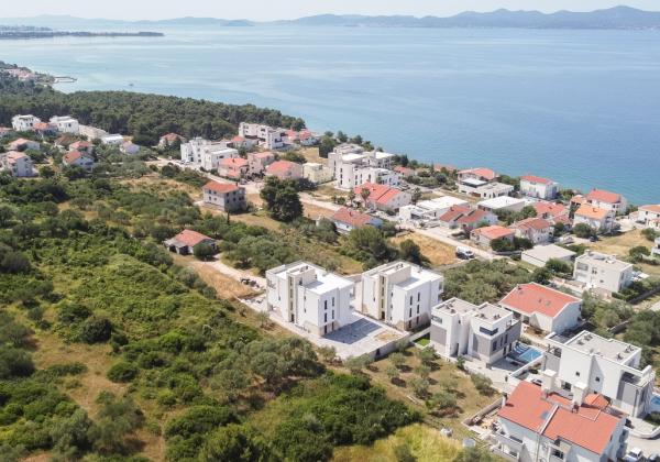Novostavba apartmán s výhľadom na more, 150m od mora v Chorvátsku - Zadar- Kožino