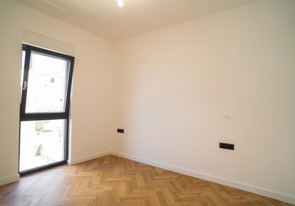 Novostavba apartmán s výhľadom na more, 150m od mora v Chorvátsku - Zadar- Kožino