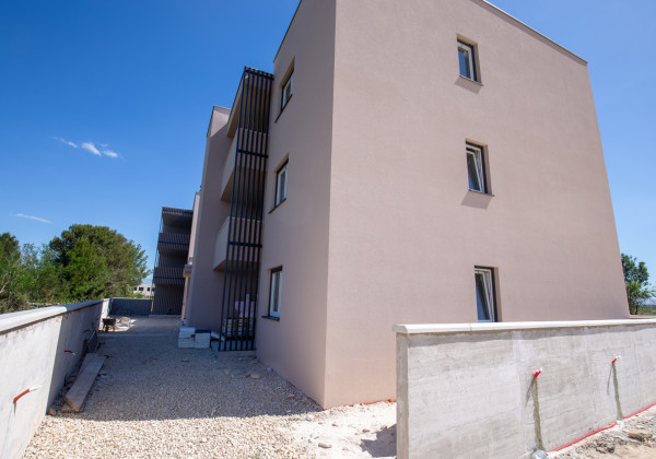 Chorvátsko- Novostavba apartmánov v Zatone