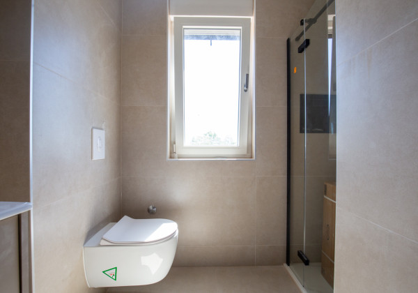 Chorvátsko- Novostavba apartmánov v Zatone