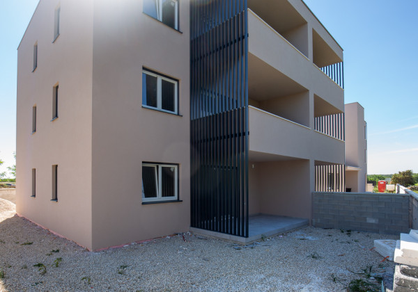 Chorvátsko- Novostavba apartmánov v Zatone