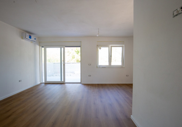 Chorvátsko- Novostavba apartmánov v Zatone