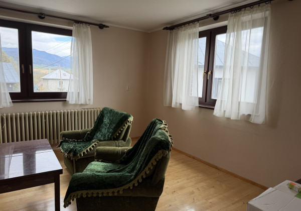 Znížená cena - rodinný dom v horehronskej obci Polomka - PREDAJ