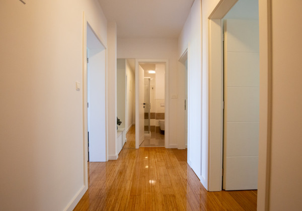 Chorvátsko - Luxusný Apartmán pri Mori so Záhradou a Garážou – Zadar, Diklo