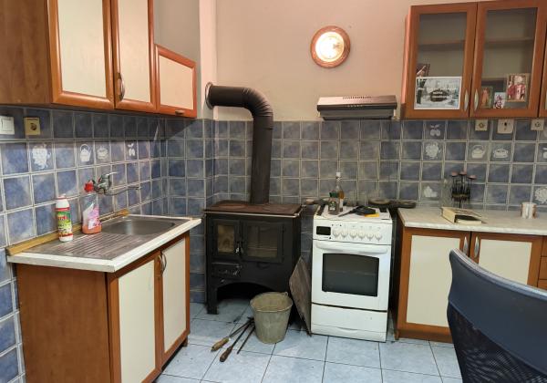 Priestranný rodinný dom s veľkou záhradou - Lopej