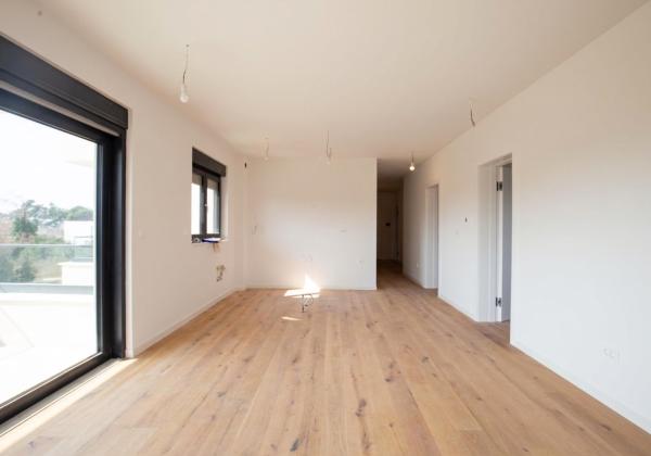 Novostavba apartmánu len 150m od mora, 77 m2, výhľad na more ,Chorvátsko- Privlaka