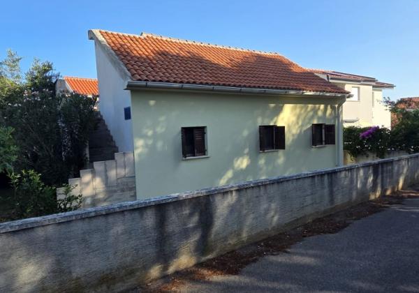 Chorvátsko - Na predaj dom vhodný ako investícia