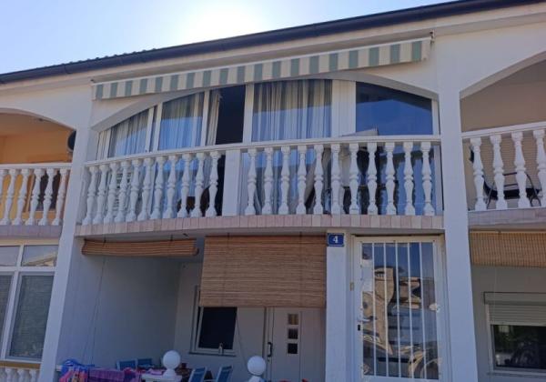 Chorvátsko - Apartmán len 200m od mora výhodná investícia