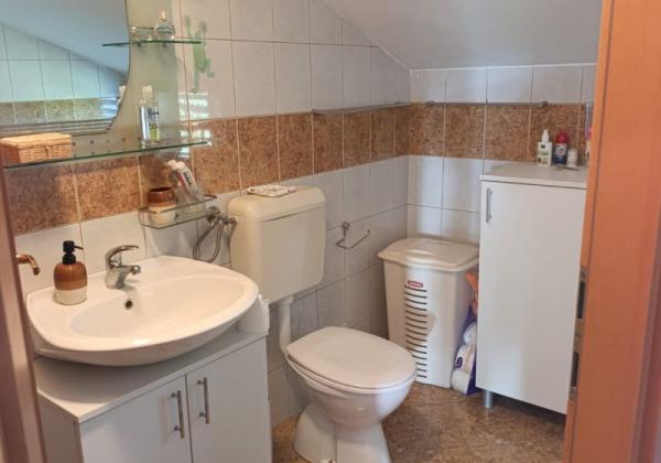Chorvátsko, Zaton - Na predaj zariadený apartmán s výhľadom na more!
