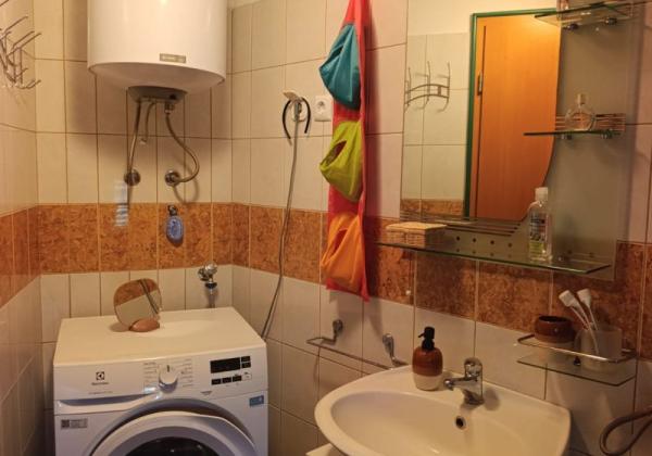 Chorvátsko, Zaton - Na predaj zariadený apartmán s výhľadom na more!