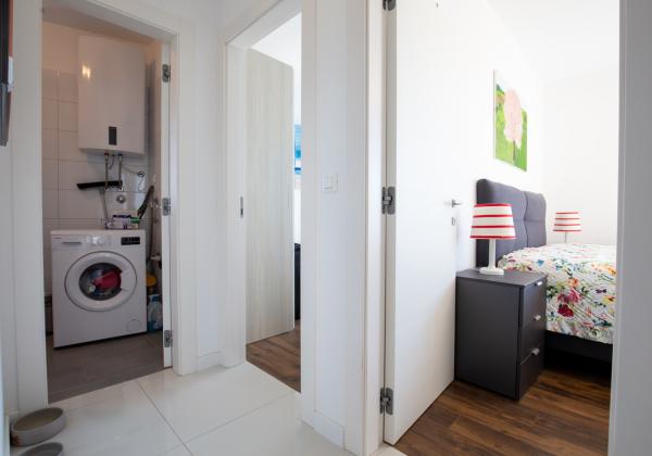 Chorvátsko - PENTHOUSE 72 m² S VEĽKOU STREŠNOU TERASOU A PANORAMATICKÝM VÝHĽADOM NA MORE