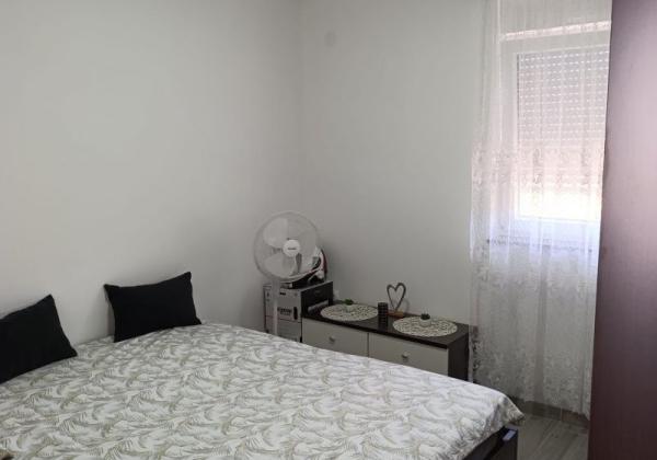 Chorvátsko- Apartmán so záhradou blízko mora