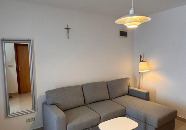 Chorvátsko, ostrov Vir - Na predaj útulný apartmán so záhradou!