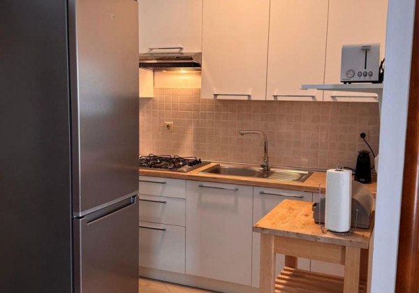Chorvátsko, ostrov Vir - Na predaj útulný apartmán so záhradou!