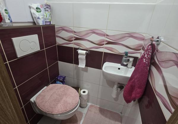 Exkluzívny 3-izbový byt s južnou loggiou v srdci Brezna