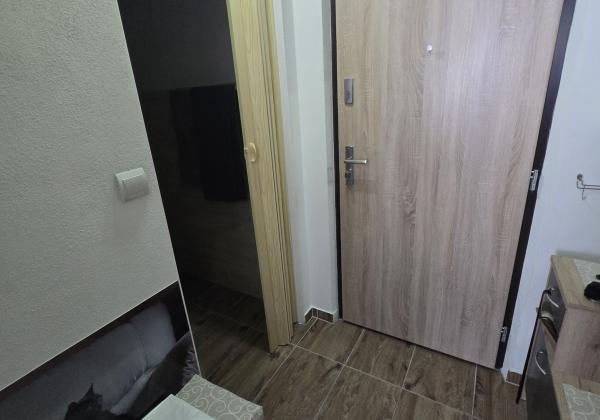 Prenájom - 1 izbový byt v centre Brezna, ČSA