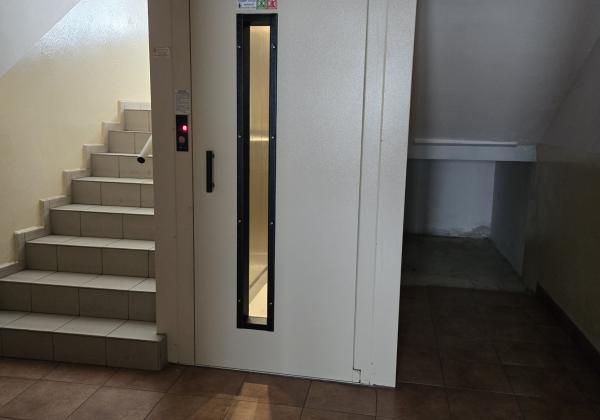 Prenájom - 1 izbový byt v centre Brezna, ČSA