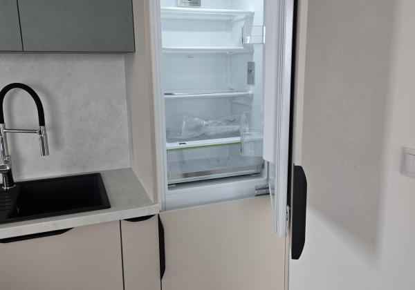 SLNEČNÝ 3-IZBOVÝ BYT V NOVOSTAVBE S PRÉMIOVOU KUCHYŇOU A PARKOVANÍM