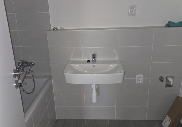 SLNEČNÝ 3-IZBOVÝ BYT V NOVOSTAVBE S PRÉMIOVOU KUCHYŇOU A PARKOVANÍM