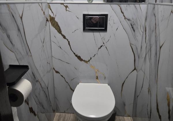 PREDAJ: 2-izbový byt s balkónom – Valaská, Hronská ulica